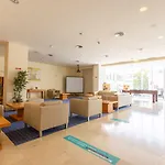 Ms Nova מלון 3*
