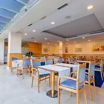 Ms Nova מלון 3*