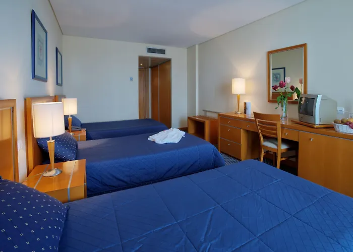 Ms Nova 3* 蓬塔德尔加达